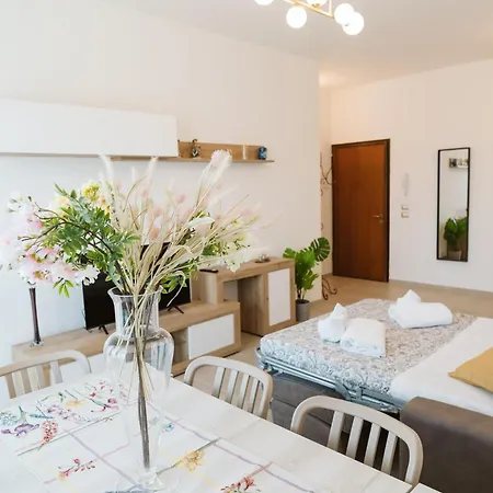 Il Bindolo Apartment *